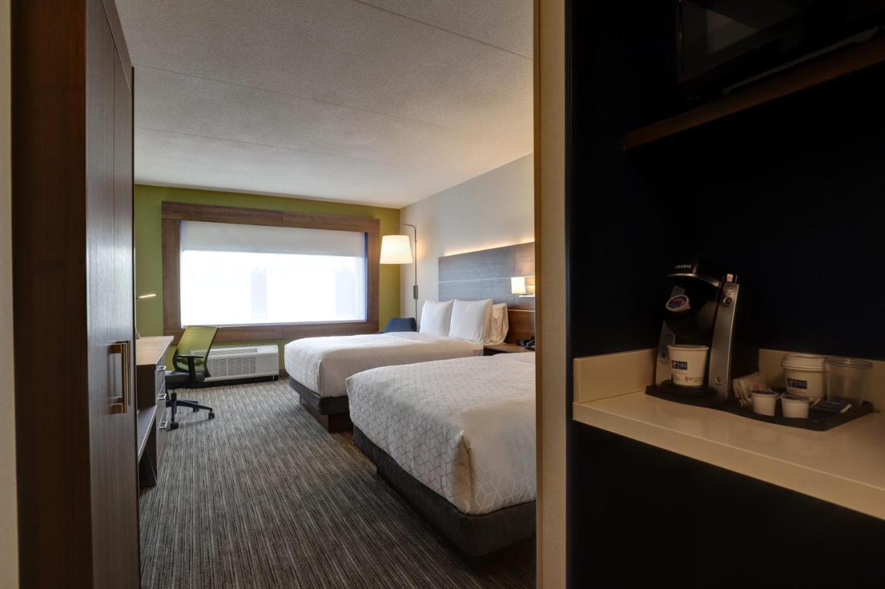 Holiday Inn Express - Kingston West By Ihg Εξωτερικό φωτογραφία