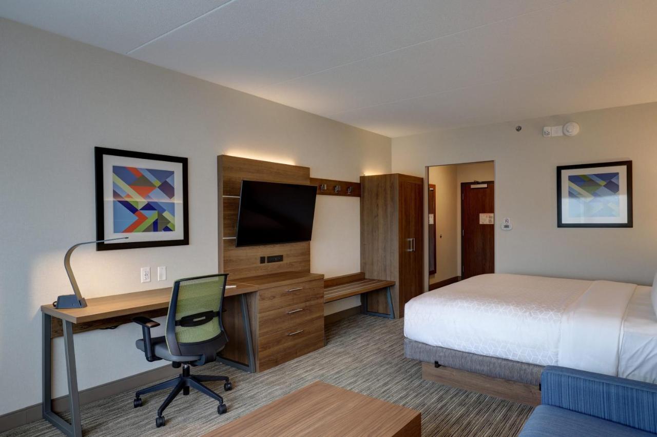 Holiday Inn Express - Kingston West By Ihg Εξωτερικό φωτογραφία