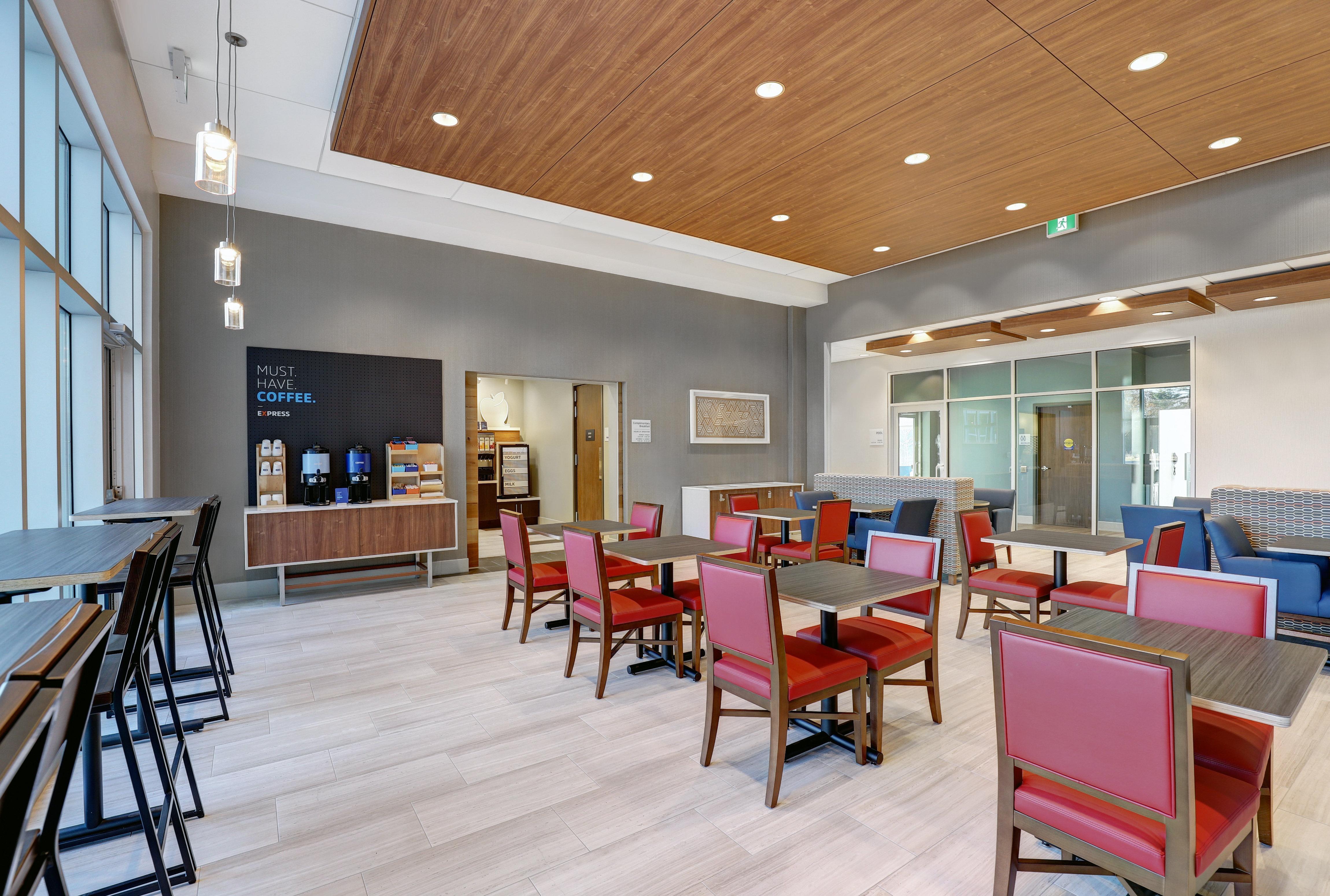 Holiday Inn Express - Kingston West By Ihg Εξωτερικό φωτογραφία
