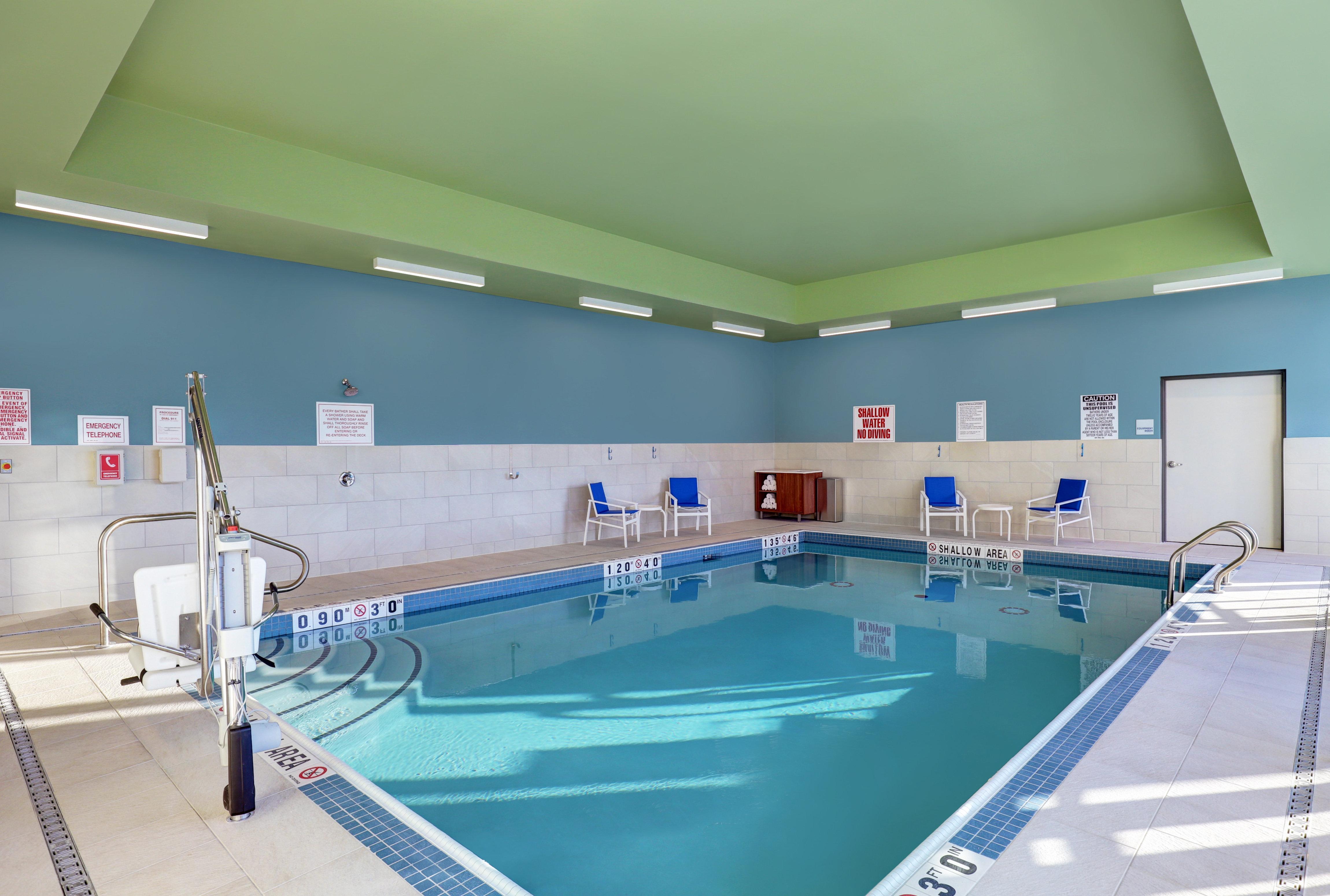 Holiday Inn Express - Kingston West By Ihg Εξωτερικό φωτογραφία