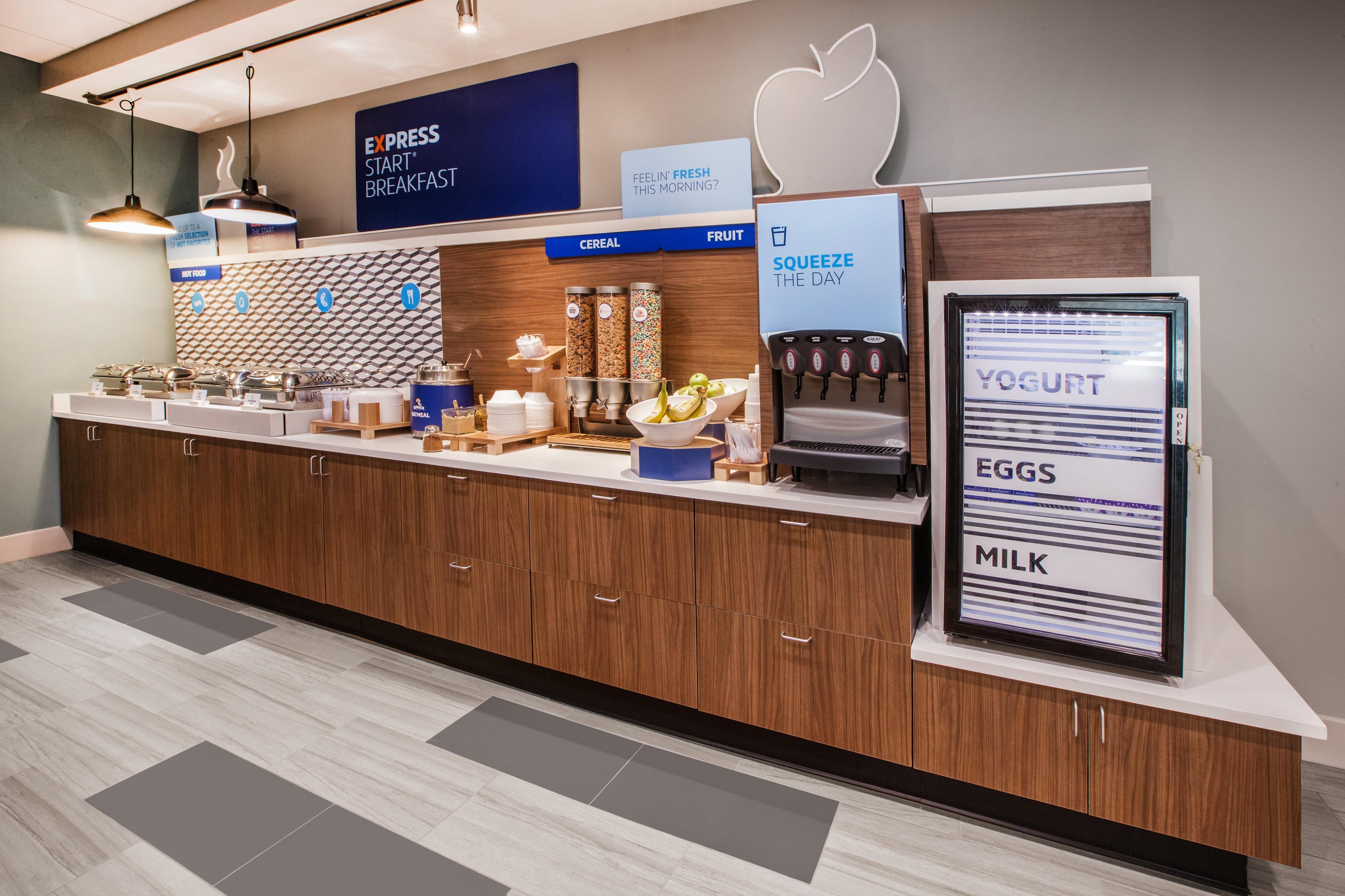 Holiday Inn Express - Kingston West By Ihg Εξωτερικό φωτογραφία